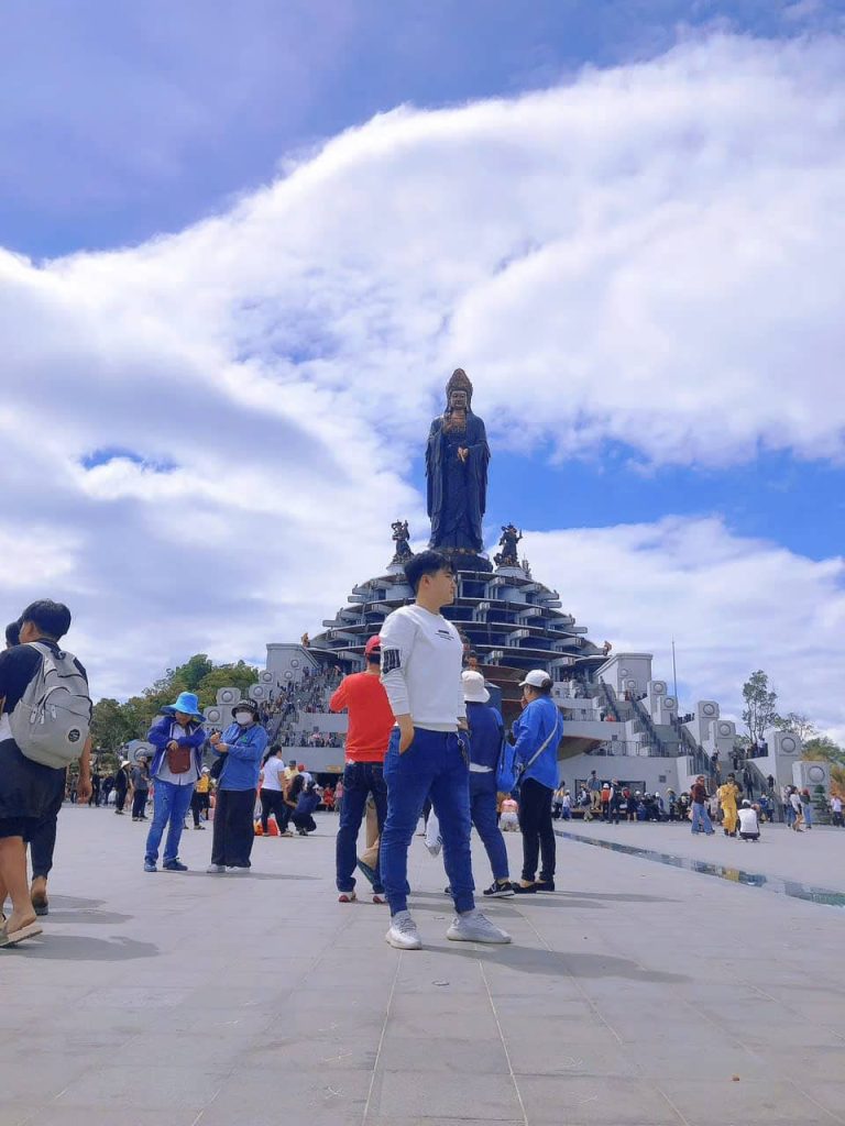 Đội Ngũ Kỹ Thuật Vua Cửa Cuốn – Thợ Giỏi, Đào Tạo Bài Bản, Phục Vụ Chuẩn 5 Sao 22 CEO Vũ Văn Hùng - Vua Cửa Cuốn