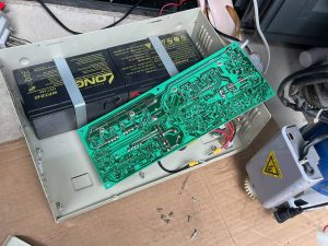 Hướng Dẫn Sửa Bộ Lưu Điện Cửa Cuốn
