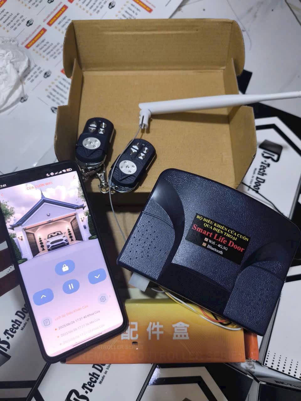 Báo Giá Bộ Điều Khiển Cửa Cuốn Qua Điện Thoại TPHCM ✅ Lắp Đặt Wifi/4G Chính Hãng 2026 16 Báo Giá Bộ Điều Khiển Cửa Cuốn Qua Điện Thoại Tại TPHCM | Vua Cửa Cuốn