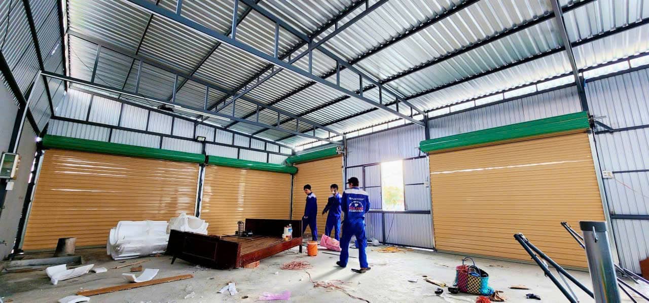 Vua Cửa Cuốn nhận khảo sát tư vẫn cửa cuốn kéo tay loại nào tốt nhất