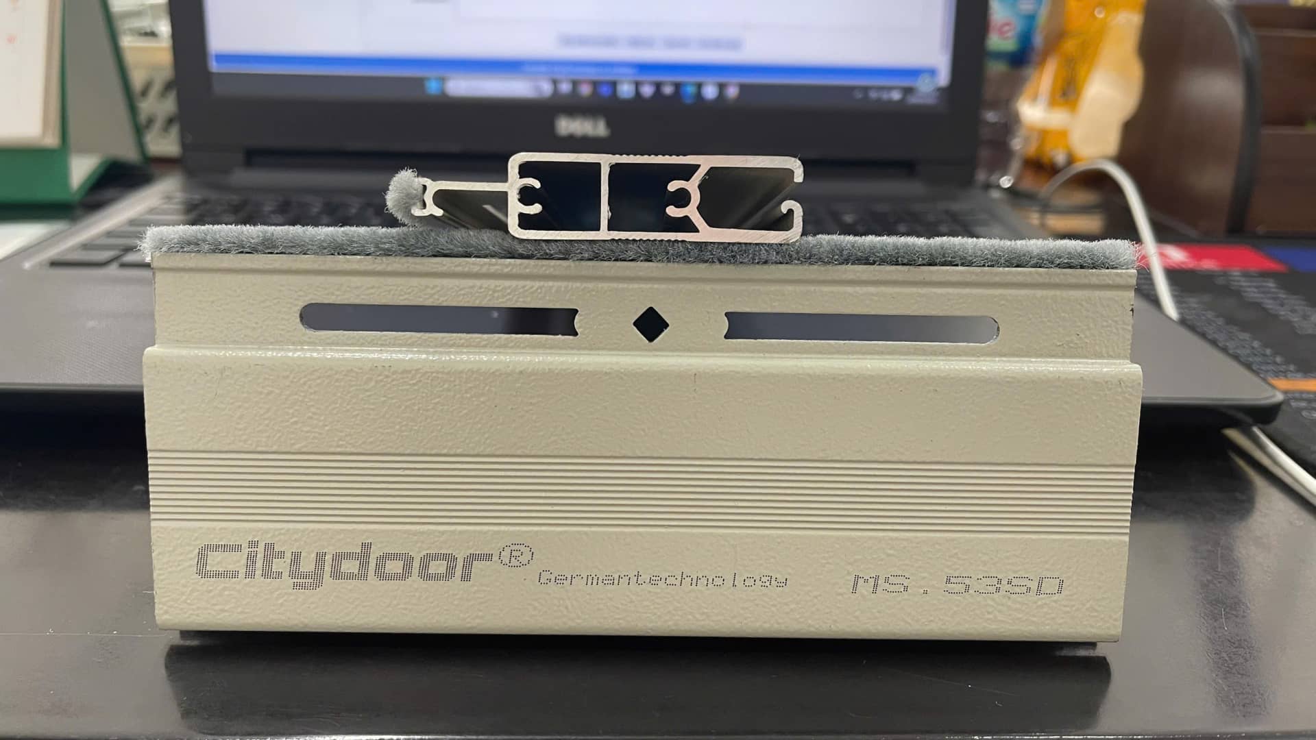 Báo Giá Cửa Cuốn Citydoor✨Chất Lượng Tuyệt Đối Từ Đại Lý Phân Phối Vua Cửa Cuốn 2 Lắp đặt cửa cuốn Citydoor chính hãng từ Đại lý Vua Cửa Cuốn