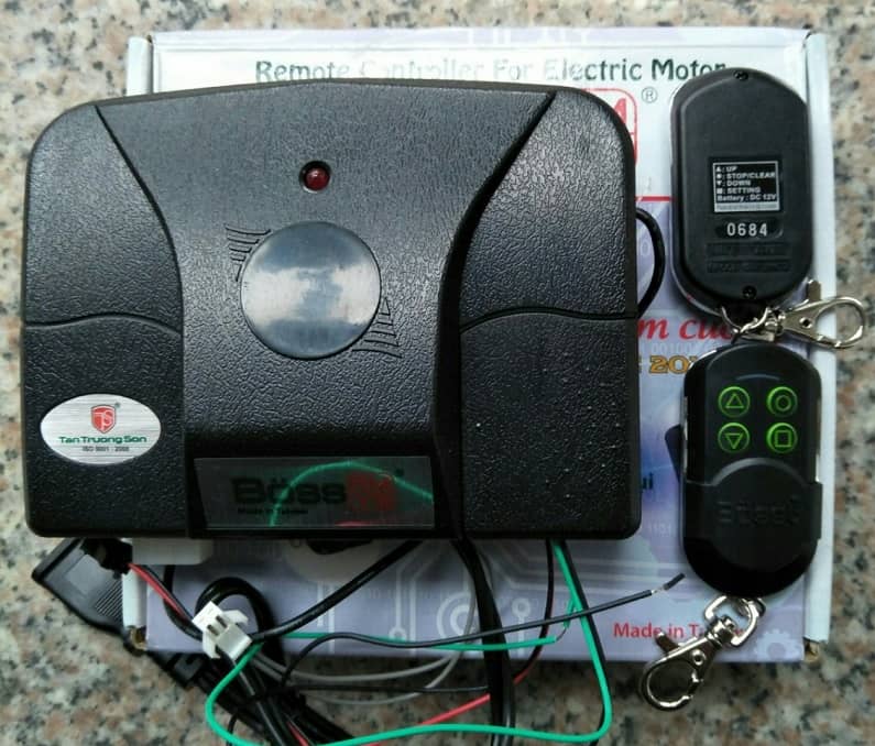 Báo giá bộ điều khiển cửa cuốn chính hãng tại Vua Cửa Cuốn