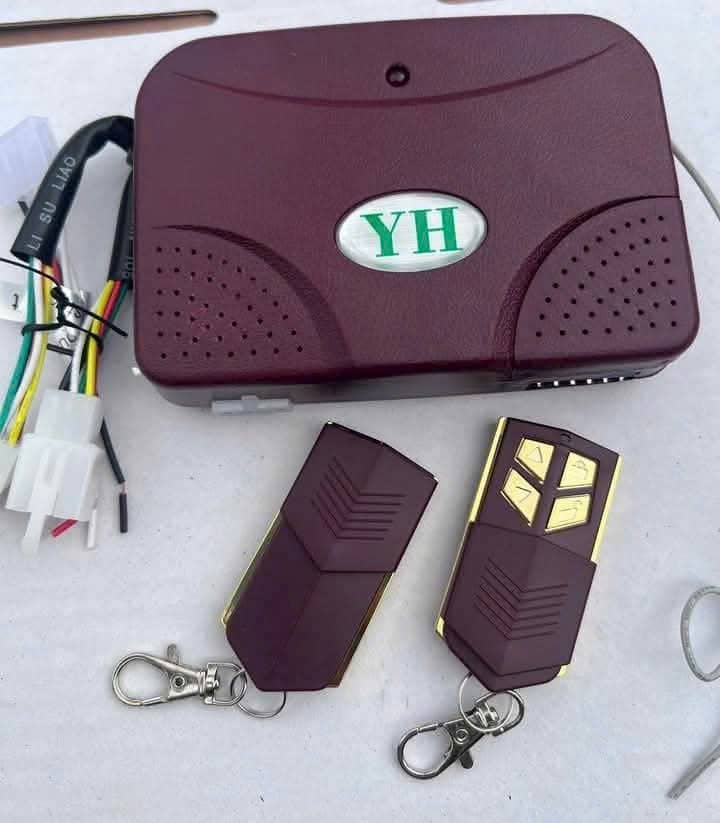 Hướng Dẫn Cách Lắp Bộ Điều Khiển Cửa Cuốn⭐Thay Mới Chuẩn Kỹ Thuật Từ Vua Cửa Cuốn 4 Bộ Điều Khiển Cửa Cuốn YH Mã Nhảy Mẫu Mới HOT 2025