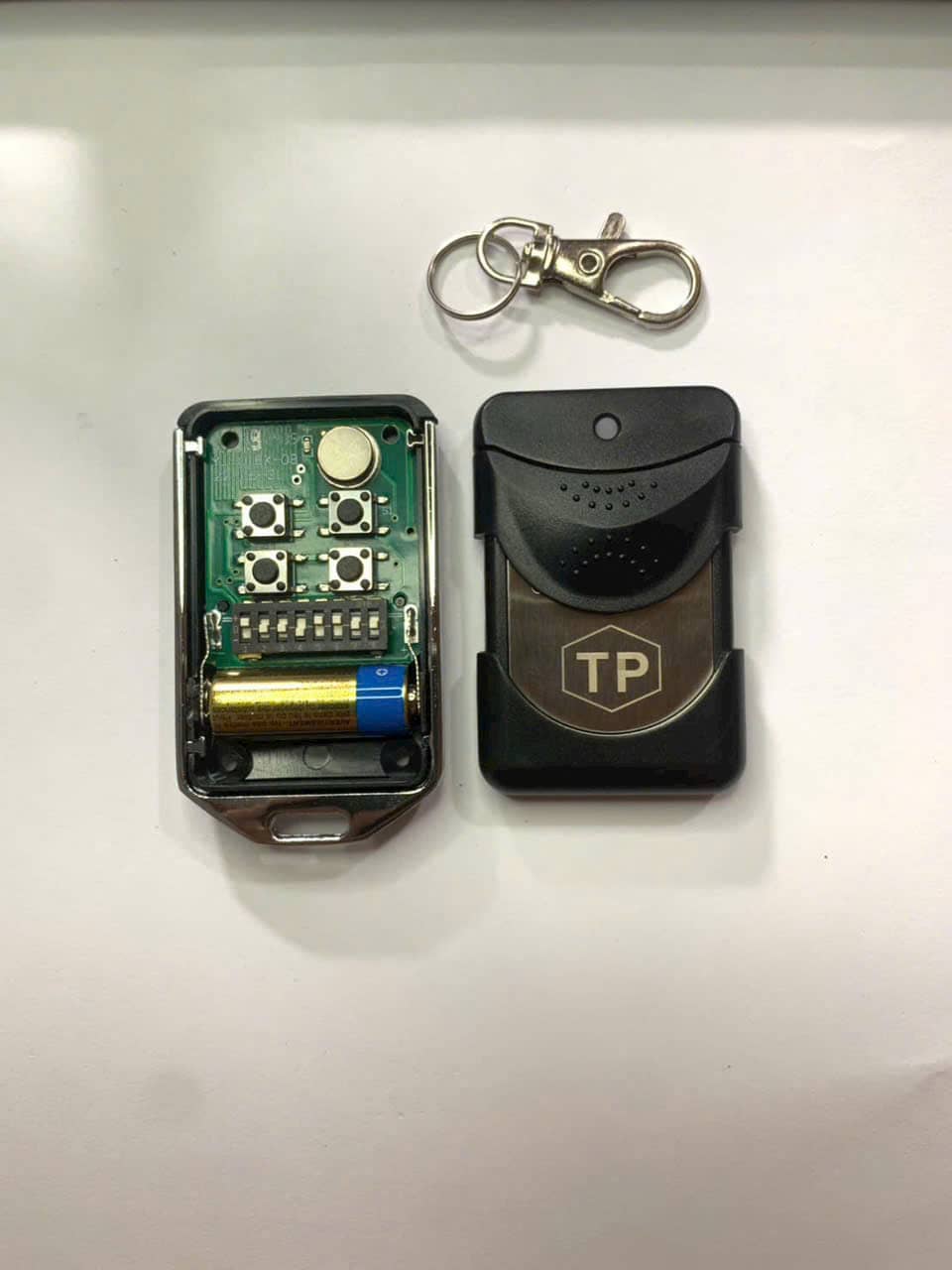 Chìa Khóa Điều Khiển Mã Gạt 