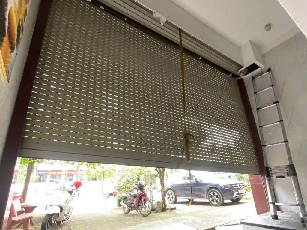 Thợ Sửa Cửa Cuốn Titadoor Chuyên Nghiệp TPHCM - Báo Đúng Bệnh Lấy Đúng Giá 12 Sửa Cửa Cuốn Titadoor 24/7 Chuyên Nghiệp, Bảo Hành Dài Hạn