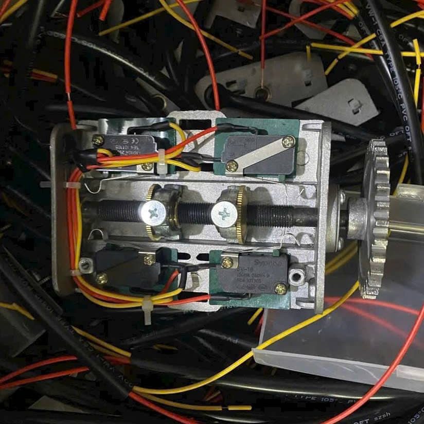 Cách chỉnh bộ hành trình cửa cuốn 