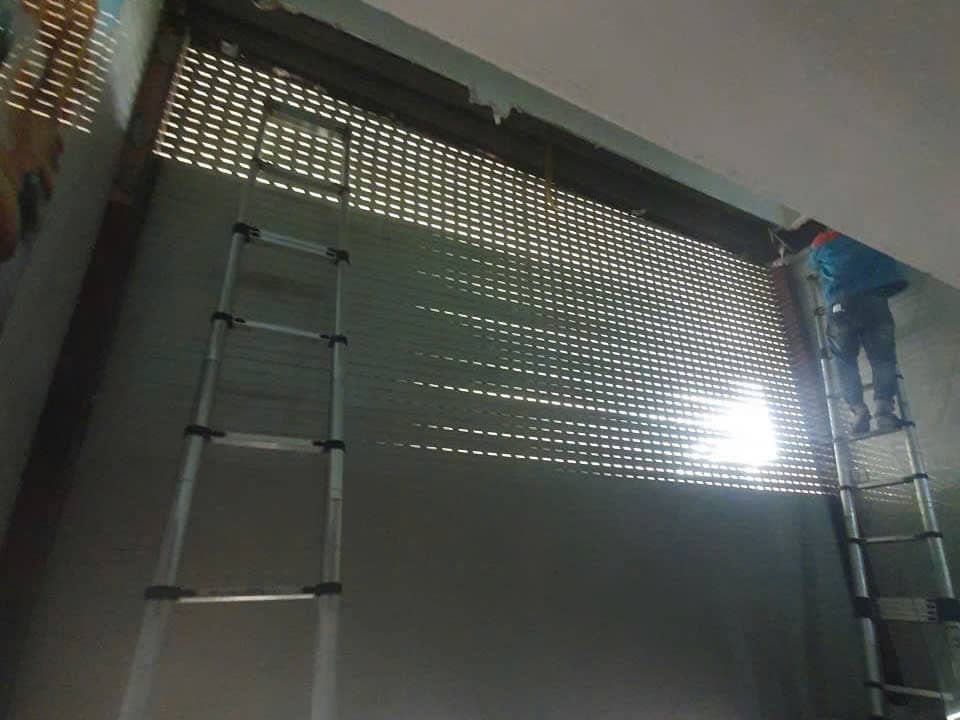 20 Lỗi Cửa Cuốn Thường Gặp Tại Hà Nội: Cẩm Nang Bắt Bệnh Và Cách Sửa Chữa Chuyên Nghiệp✅ 7 20 Lỗi Cửa Cuốn Thường Gặp Tại Hà Nội & Cách Sửa Nhanh Từ Chuyên Gia Vua Cửa Cuốn