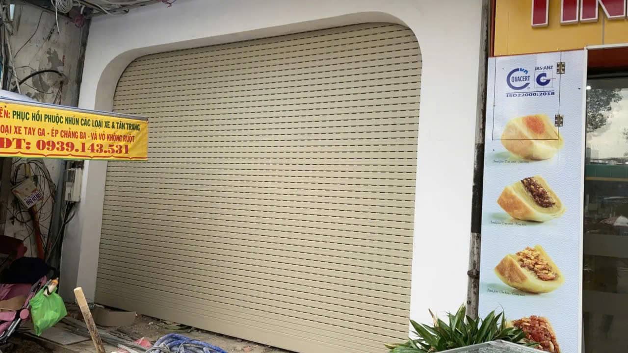 Báo Giá Cửa Cuốn HCDOOR ✅ An Toàn Vượt Trội - Bền Bỉ Tại TPHCM 2026 11 Báo Giá Cửa Cuốn HCDOOR Tại TPHCM 2026 ✅ An Toàn Vượt Trội - Bền Bỉ Công Nghiệp