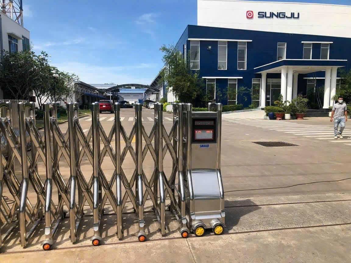 Dịch Vụ Sửa Chữa Cửa Xếp Tại TPHCM Giá Rẻ, Uy Tín: Thợ Đến Ngay 15 Phút✅ 14 Thợ Sửa Cửa Xếp TPHCM Giá Rẻ: Thợ Đến Ngay 15P - Giảm 15% Hôm Nay