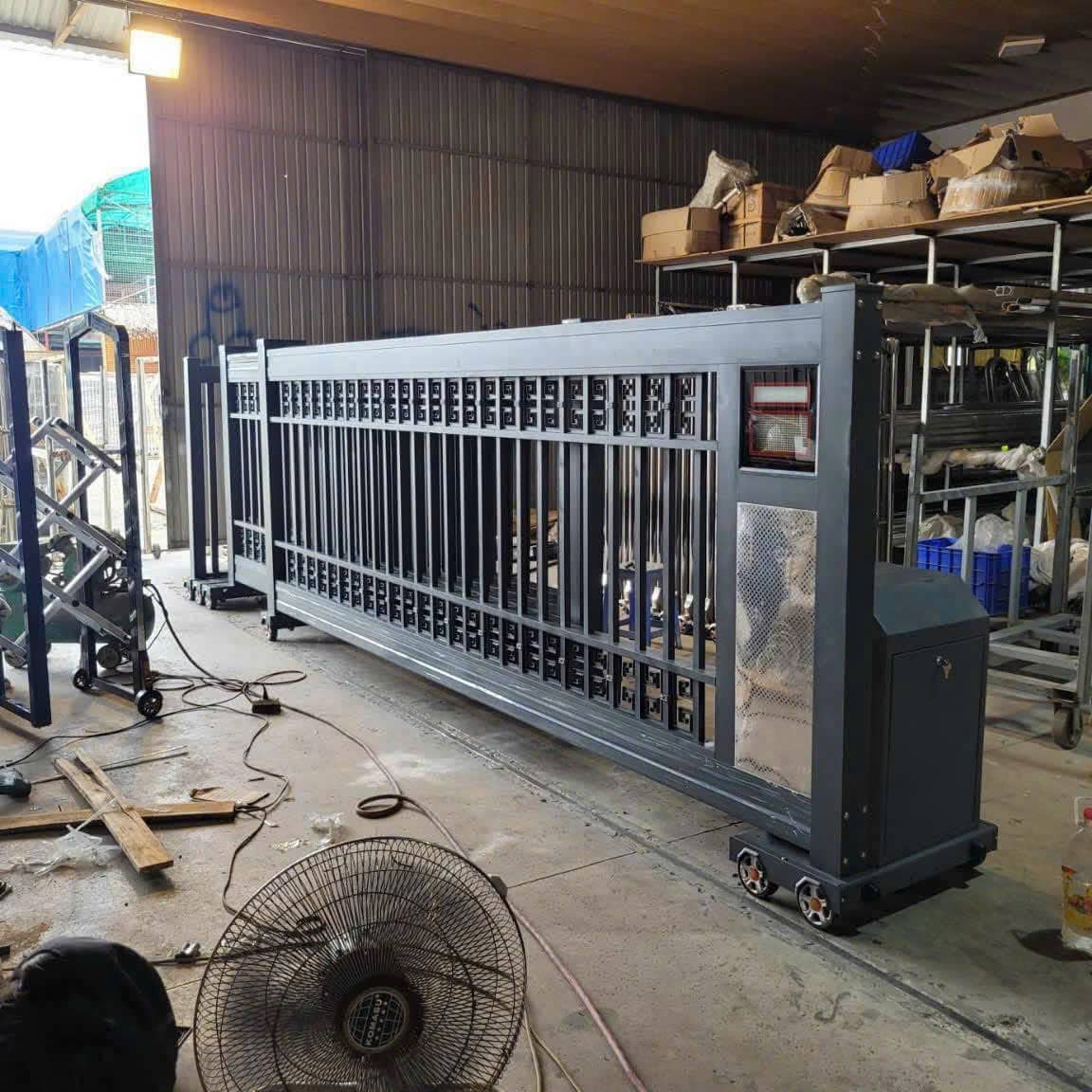 Sửa Cửa Tự Động Tại TPHCM & Hà Nội – Uy Tín, Thợ Giỏi Có Mặt Ngay 18 Bảng Giá Dịch Vụ Sửa Cửa Tự Động Tại TPHCM & Hà Nội (Cập Nhật 2026)