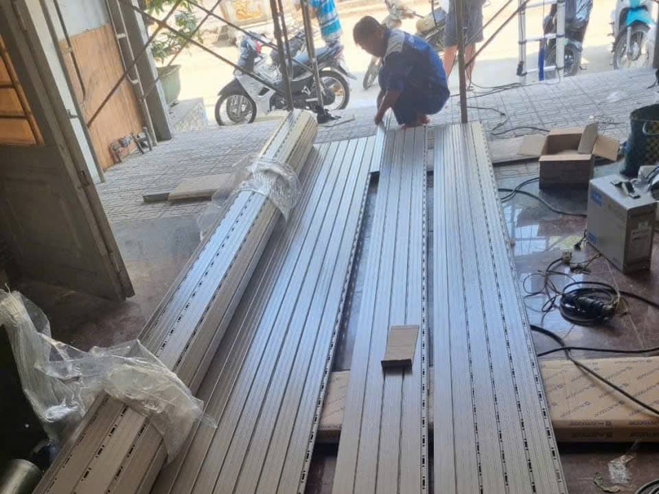Dịch Vụ Sửa Cửa Cuốn Tại Tân Uyên 24/7 – Kiểm Tra Đúng Lỗi, Báo Giá Trước 23 Dịch Vụ Sửa Cửa Cuốn Tân Uyên – Vua Cửa Cuốn Báo Giá Trước, Bảo Hành Rõ
