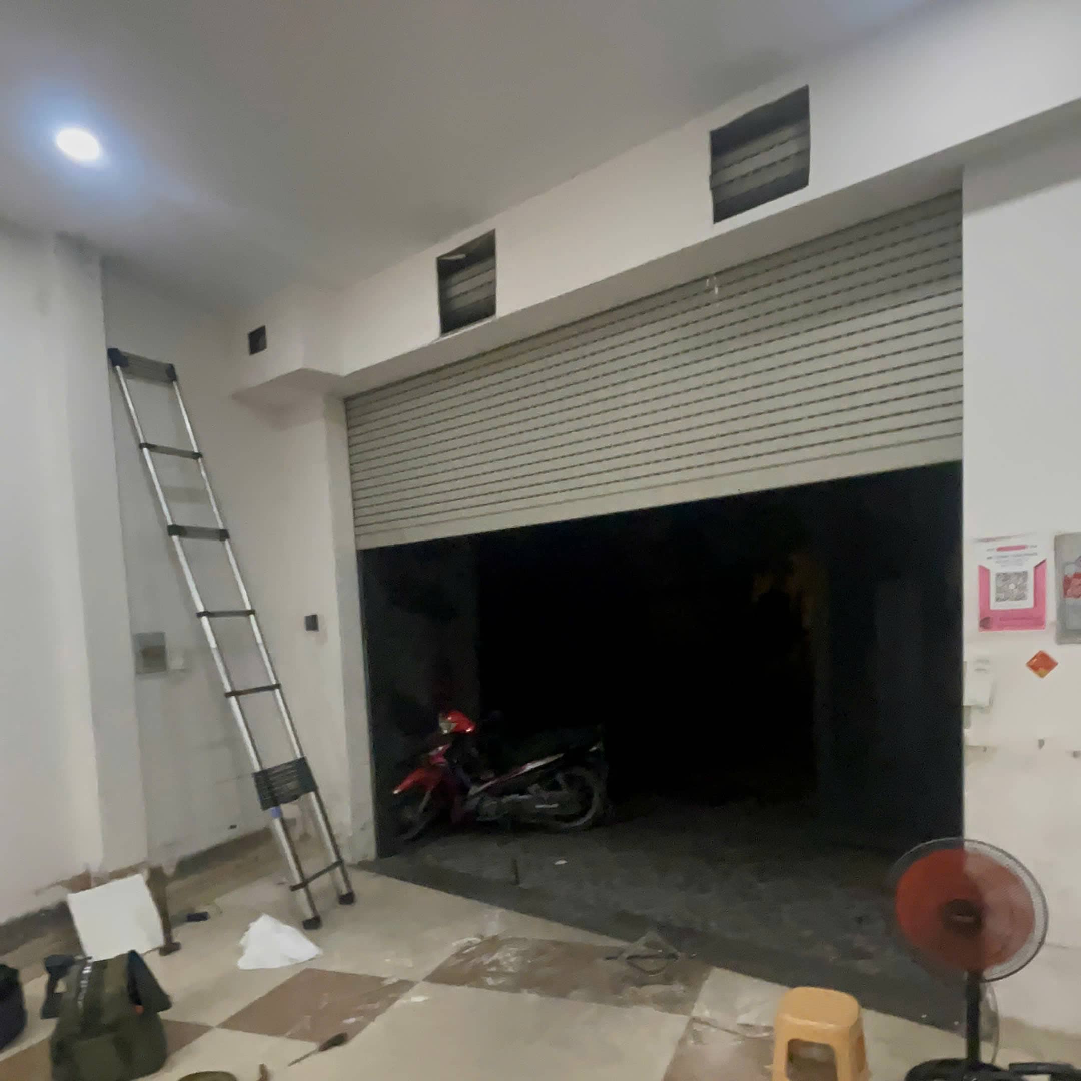 Sửa Cửa Cuốn Tại Bến Cát 24/24 | Giá Rẻ, Uy Tín, Bảo Hành Tốt 20 Dịch vụ sửa cửa cuốn tại Bến Cát chuyên nghiệp, hỗ trợ nhanh tận nơi