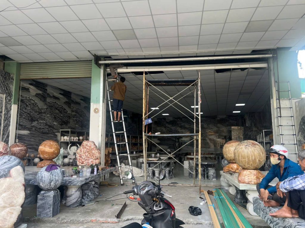 Sửa Cửa Cuốn Phường Bàn Cờ Hỗ Trợ 24/7 – Thợ Giỏi, Khắc Phục Mọi Lỗi 19 Thợ Sửa Cửa Cuốn Có Mặt Trên Các Tuyến Đường Tại Phường Bàn Cờ (Quận 3)