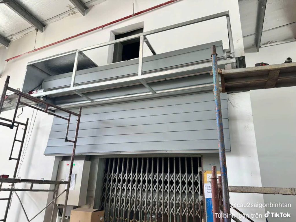 Sửa Cửa Cuốn Phường An Đông 24/7 – Uy Tín , Có Mặt 15 Phút 21 Sửa Cửa Cuốn Phường An Đông 24/24 – Có Thợ Nhanh