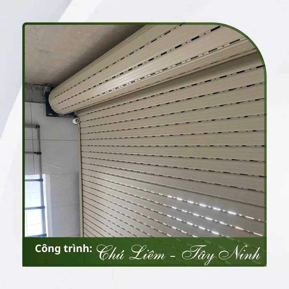 Báo Giá Cửa Cuốn Đức Mới Nhất 2026 – Lắp Đặt Trọn Gói, Bảo Hành Rõ Ràng 21 Báo Giá Cửa Cuốn Đức Nan Kín, Khe Thoáng 2026 | Vua Cửa Cuốn