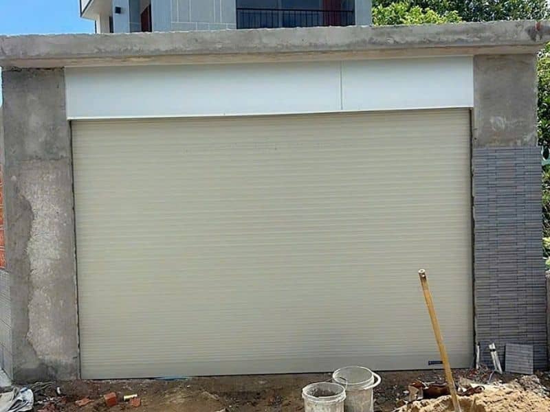 Hoàn Thiện Công Trình Lắp Đặt Cửa Cuốn Khe Thoáng Tại Gò Vấp, TPHCM 17 Vua Cửa Cuốn hoàn thiện lắp đặt cửa cuốn khe thoáng Austdoor A61 tại 567 Quang Trung, Gò Vấp, TPHCM