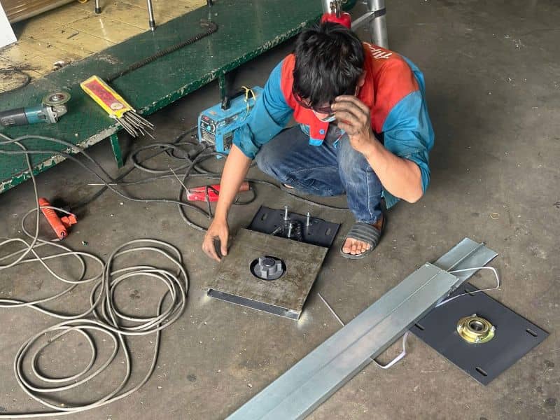 Sửa Cửa Cuốn Phường Phú Thượng 24/7 – Báo Giá Trước 16 Sửa Cửa Cuốn Phường Phú Thượng – Kiểm Tra Đúng Lỗi, Báo Giá Trước | Vua Cửa Cuốn